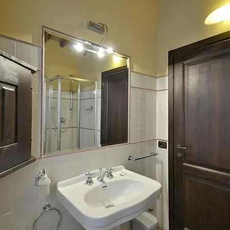 Locazione Turistica Borgo Vernazzano.4 * Tuoro sul Trasimeno