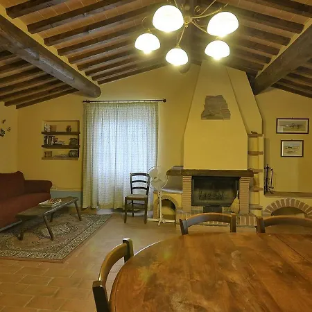 Locazione Turistica Borgo Vernazzano.4 Διαμέρισμα *